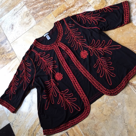 Catherines plus stretchy jacket red/gold embroider - Picture 1 of 8